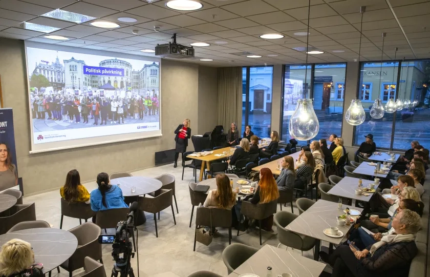 Sanitetskvinnene som driver med politisk p&aring;virkning